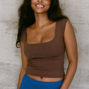 Gil Rodriguez El Tigre Everyday Top in Chocolate